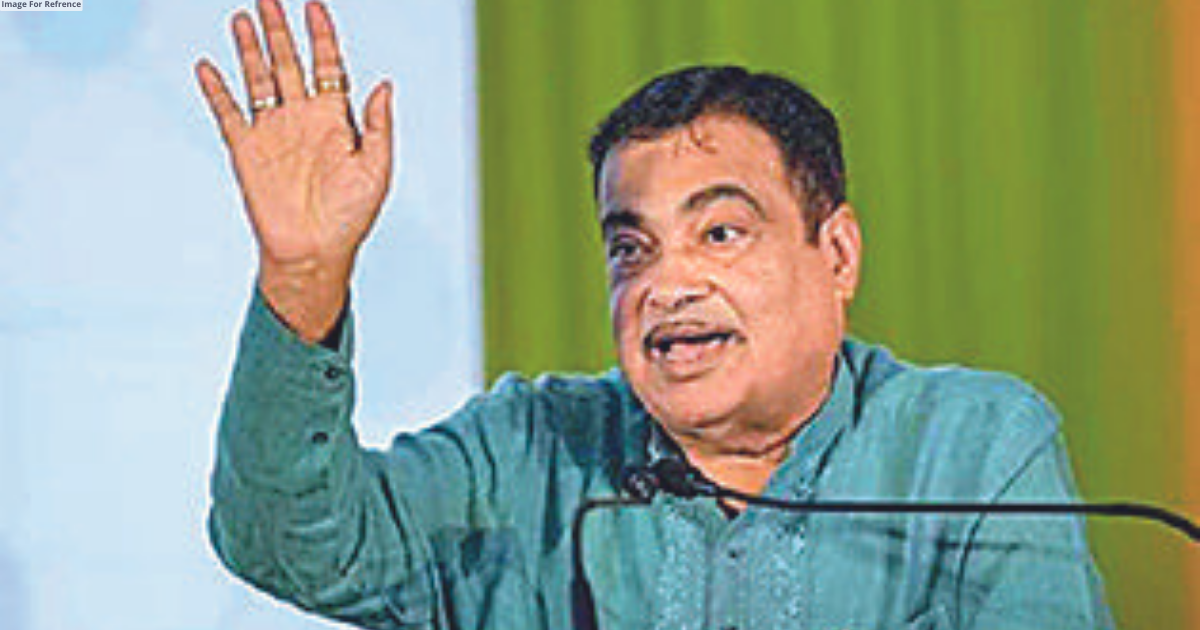 Gadkari to announce 17 road projects in Raj today